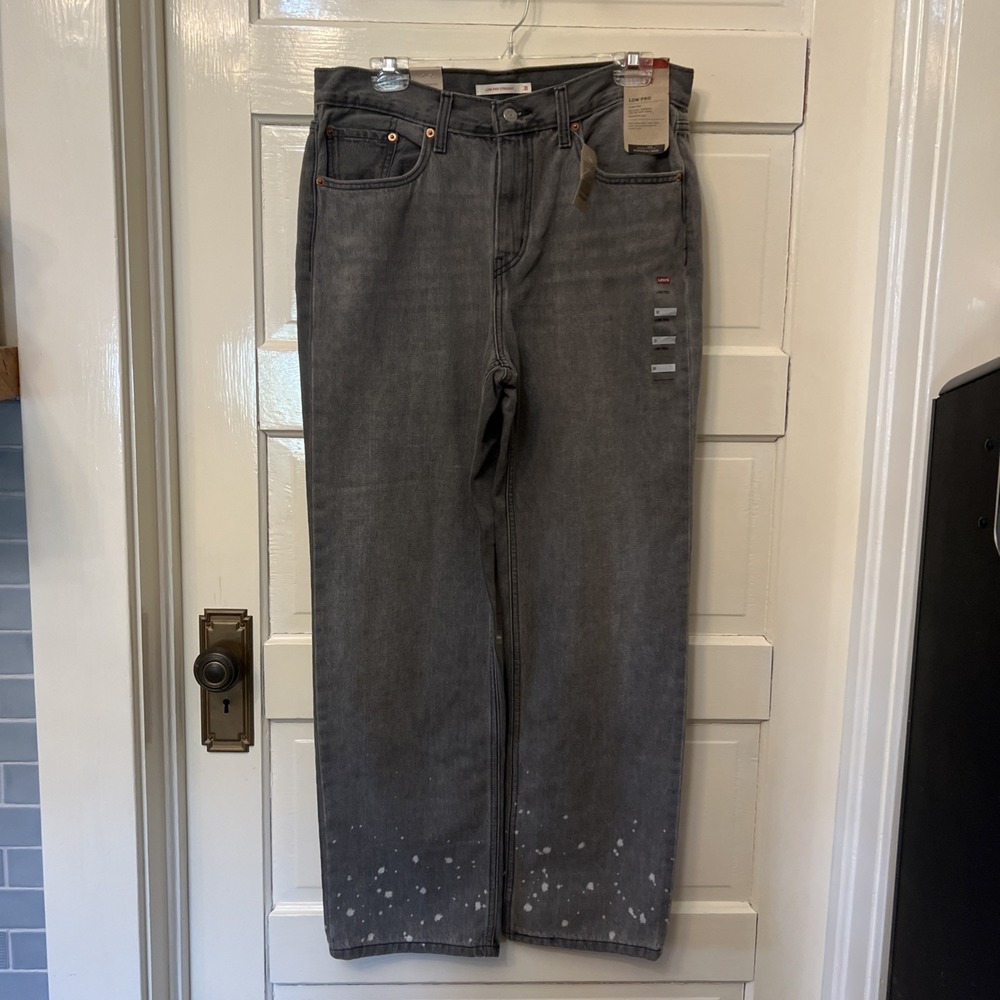 Levis Low Pro Straight Leg Jeans Black Bleach Splatter 31x31 NWT